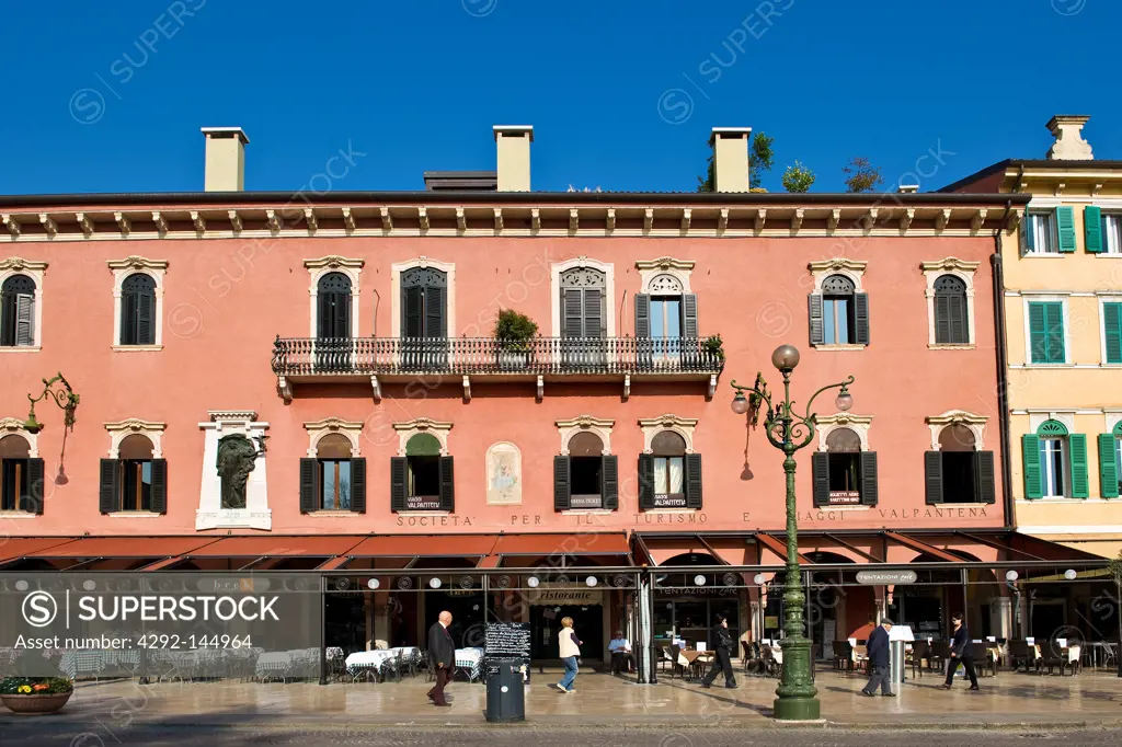 Italy, Veneto, Verona, Piazza Bra