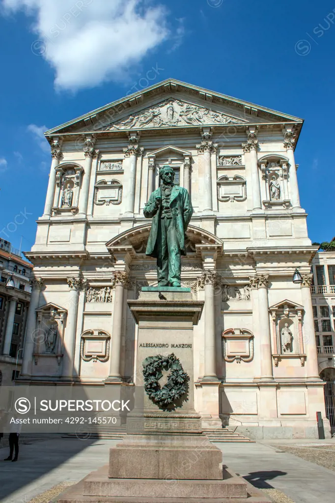 Italy, Lombardy, Milan, Alessandro Manzoni statue and San Fedele church