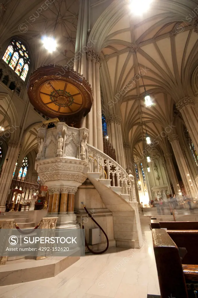 USA,New York City, Manhattan, St. Patrick's Cathedral, Pulpit