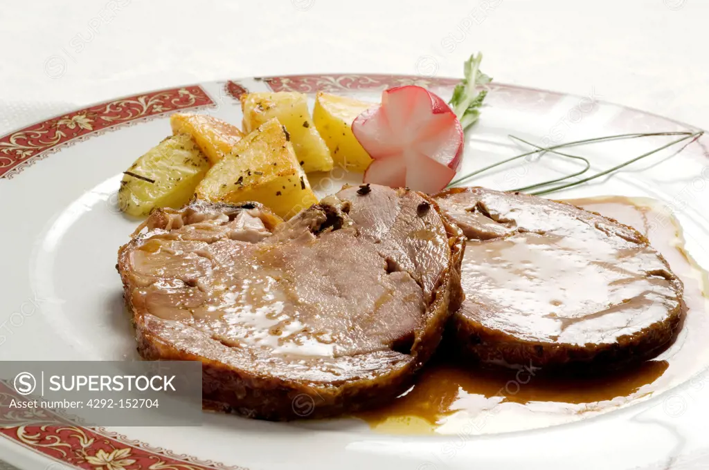 Rosat Beef with potatoes
