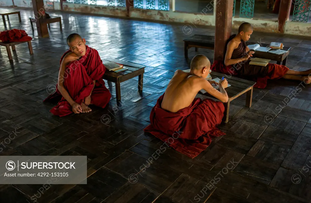 Myanmar, Bago, young monks in a monastry on the outskirts of the city