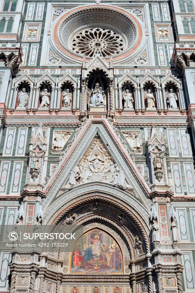 Italy, Florence, Santa Maria in Fiore, facade detail