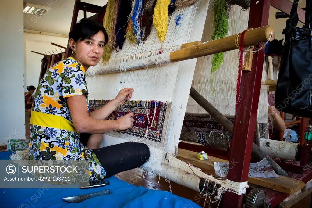 Uzbekistan, Samarkand, carpets factory