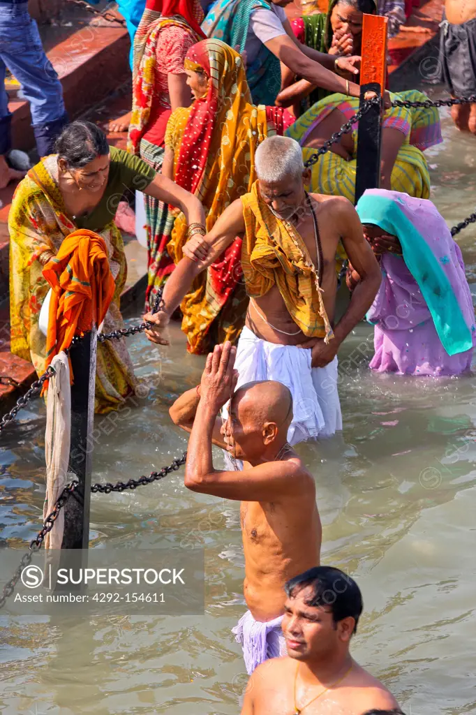 India,Uttar Pradesh, Allahabad (Prayag), Kumbh Mela holy Festival, people bathing in Sangam river
