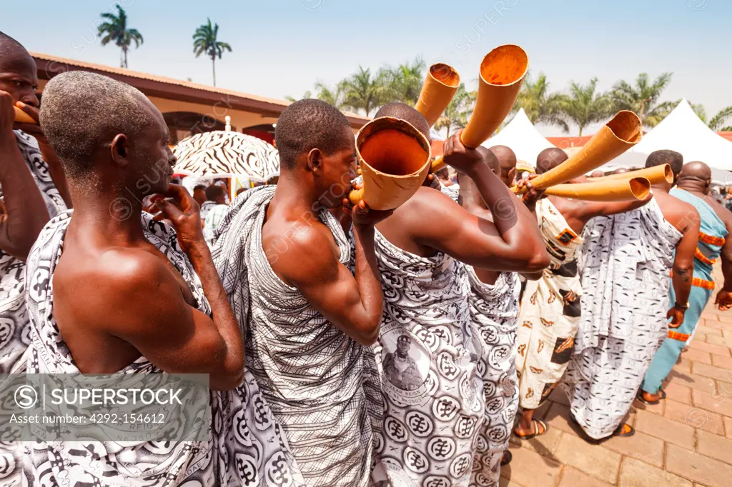 Africa, Ghana, Kumasi Ashanti, horn musicians