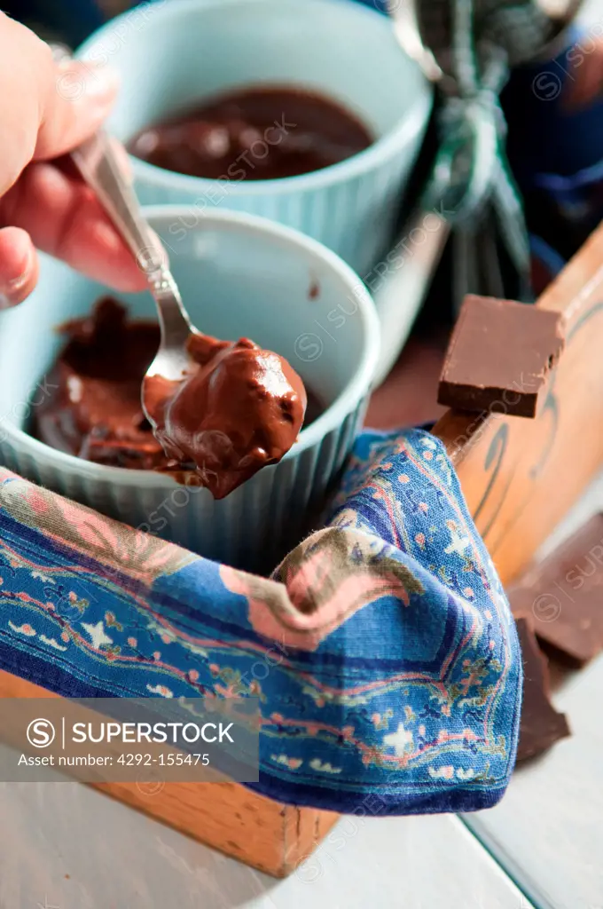 Chocolate pudding with coconut milk