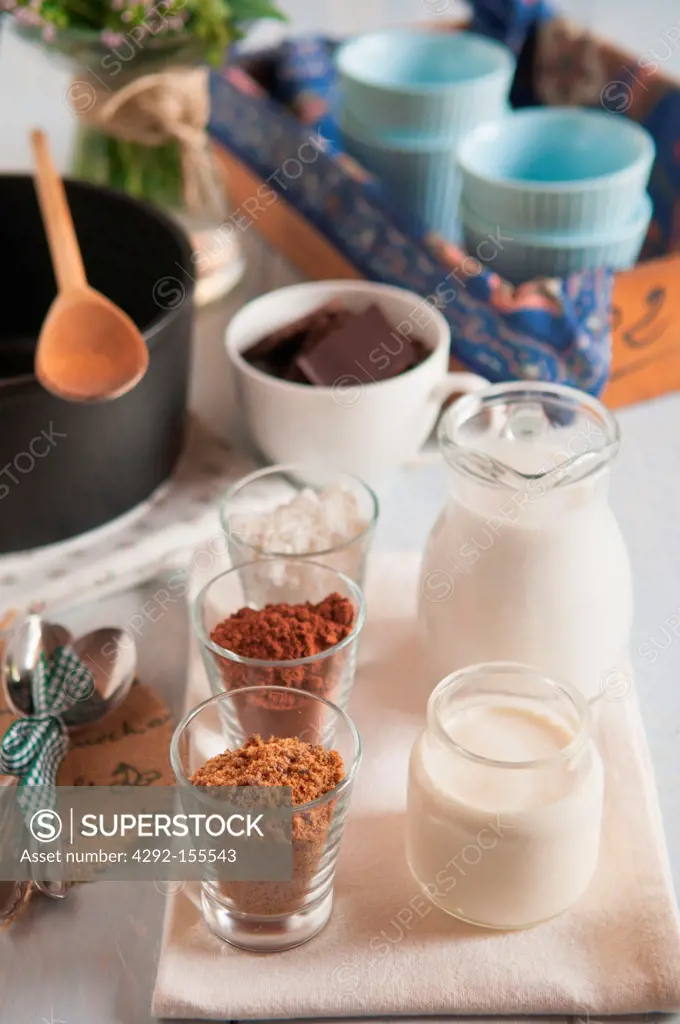 ingredients for chocolat pudding with coconut milk