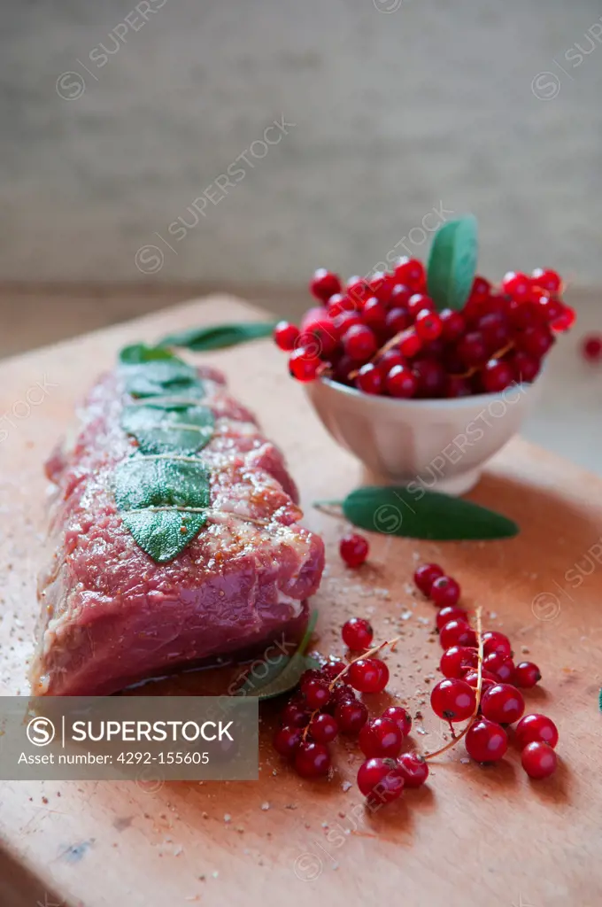 Fillet of pork in ribes sauce