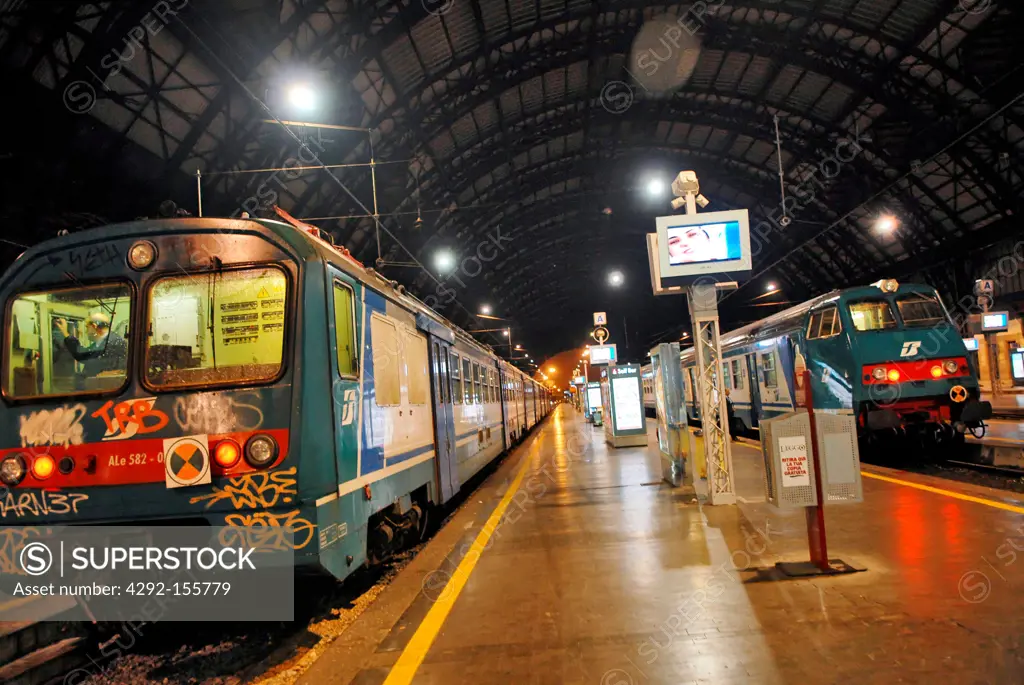 Italy, Milano, Trenitalia, local transport train in Milan Central Station
