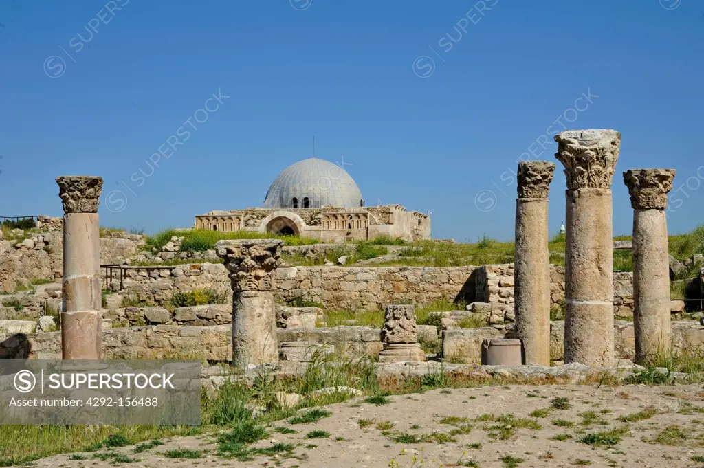 Jordan, Amman, Citadel archeological site, Temple of Hercules and byzantine basilica