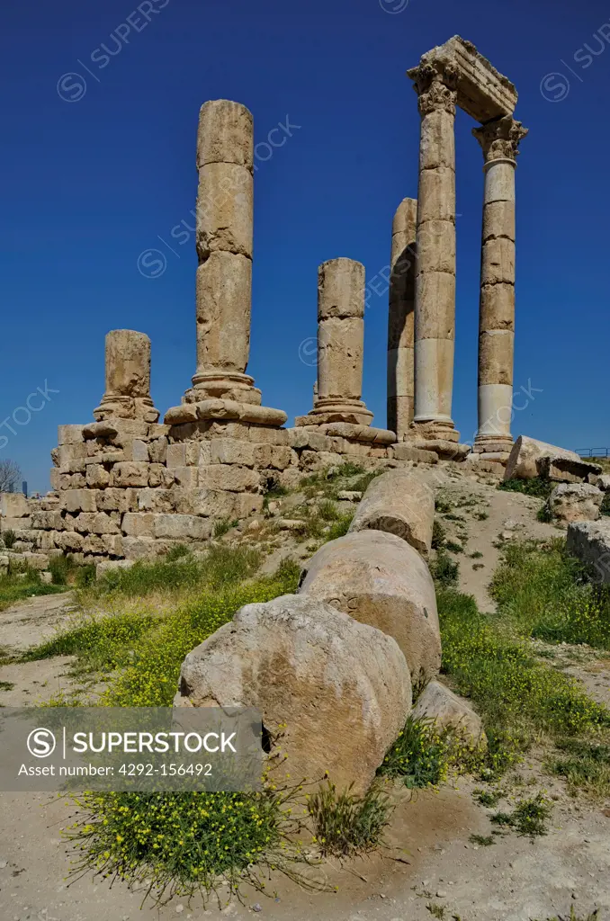 Jordan, Amman, Citadel archeological site, Temple of Hercules