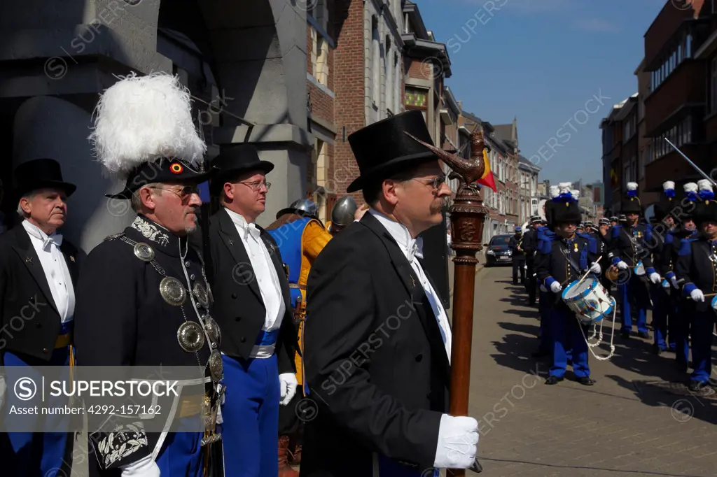 Belgium, Walloonia, Liege province, Visé, crossbowman parade