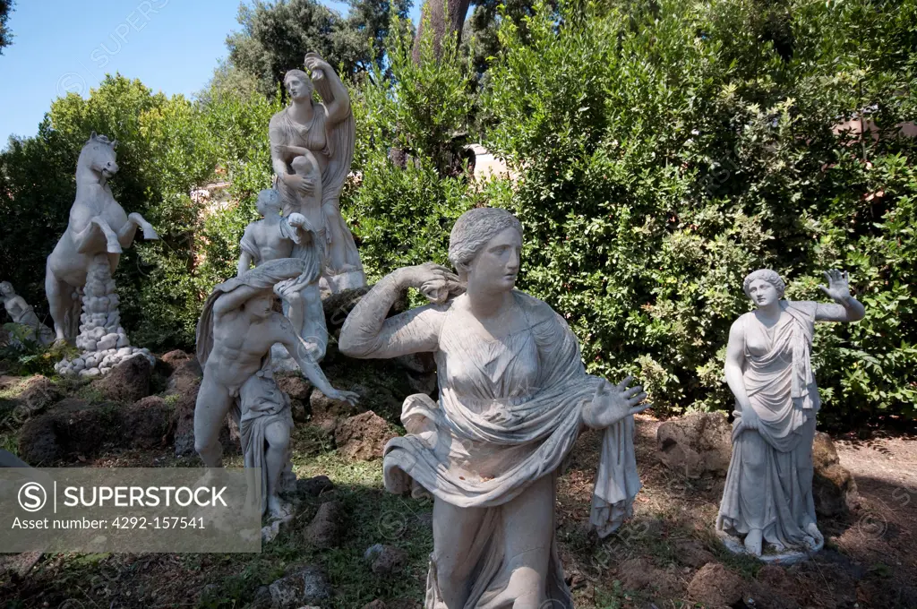 Italy, Lazio, Rome, Villa Medici, Garden, Niobidi Sculpture