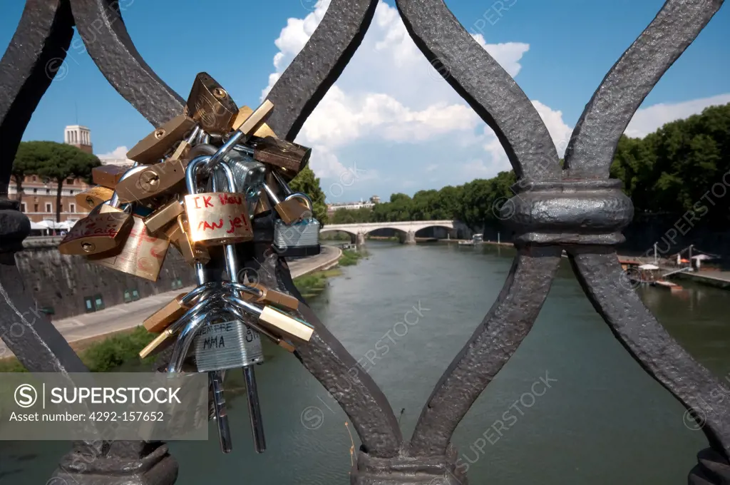 Italy, Lazio, Rome, Tiber River, Ponte Sant'Angelo Bridge, Lovers Locks Attached to Bridge Railings