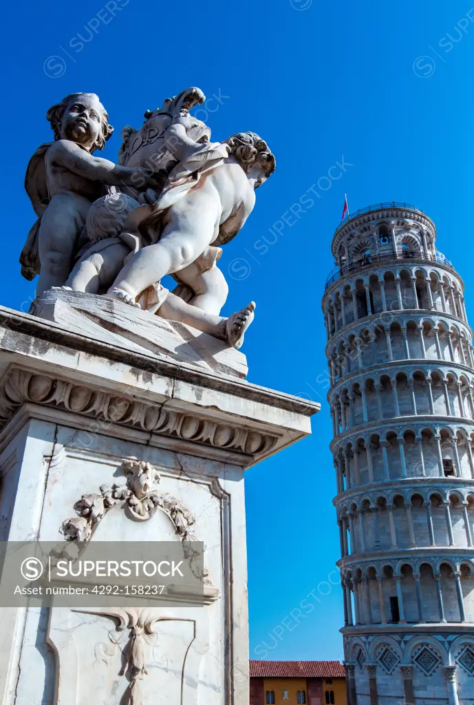 Italy, Pisa, Piazza Dei Miracoli, the Leaning Tower