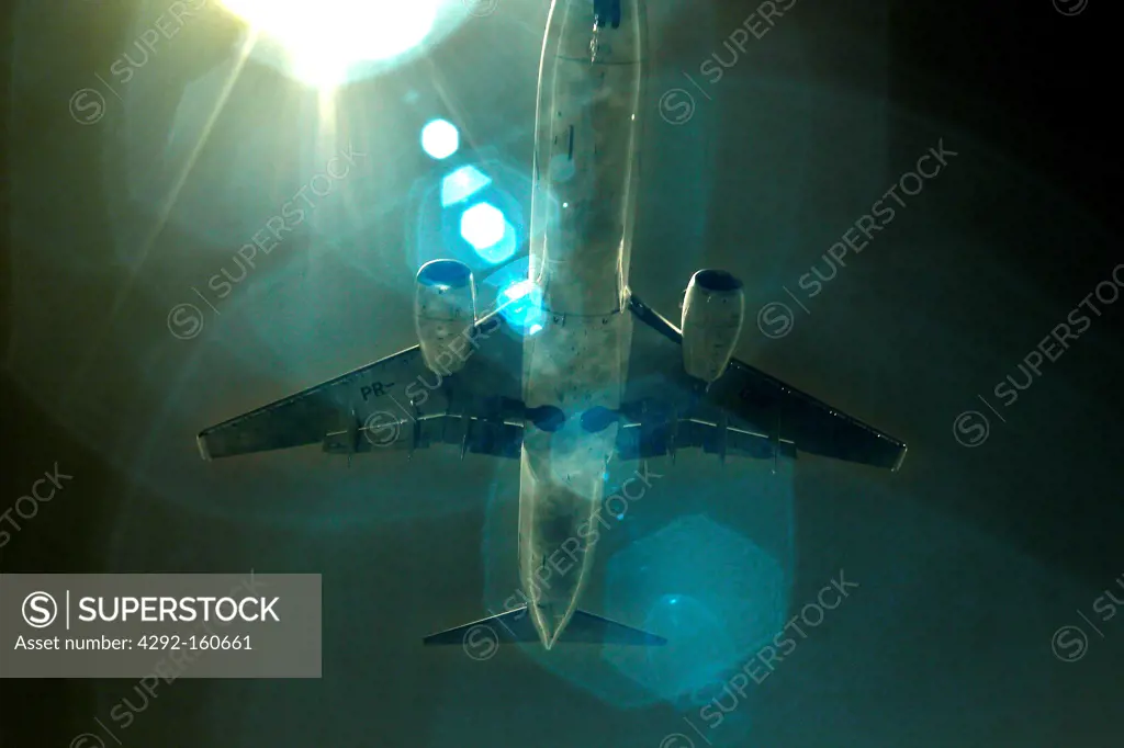 Plane, Sky, ray of sunlight, ultraviolet ray
