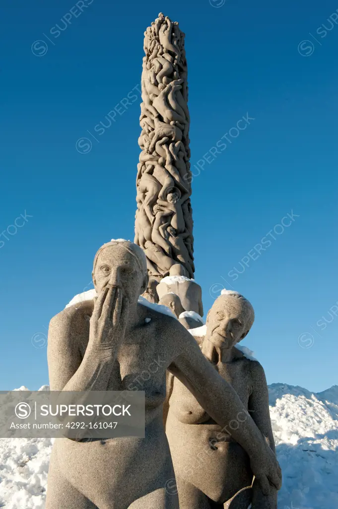 Europe, Norway, Oslo, sculptures in Vigeland Park, obelisk
