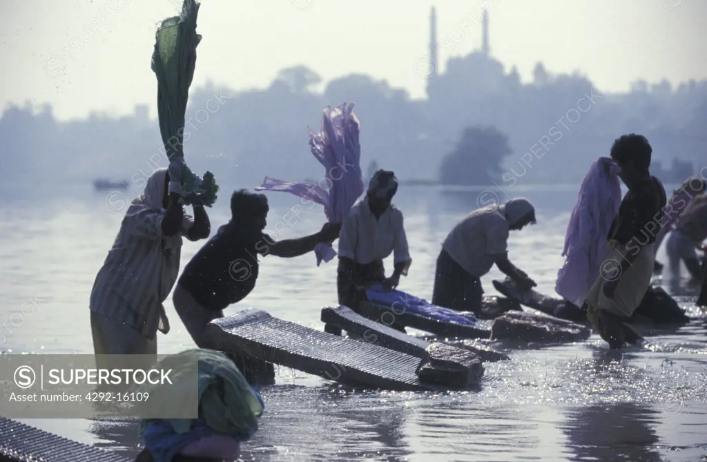 Up India, Lucknow, Goti River, washers