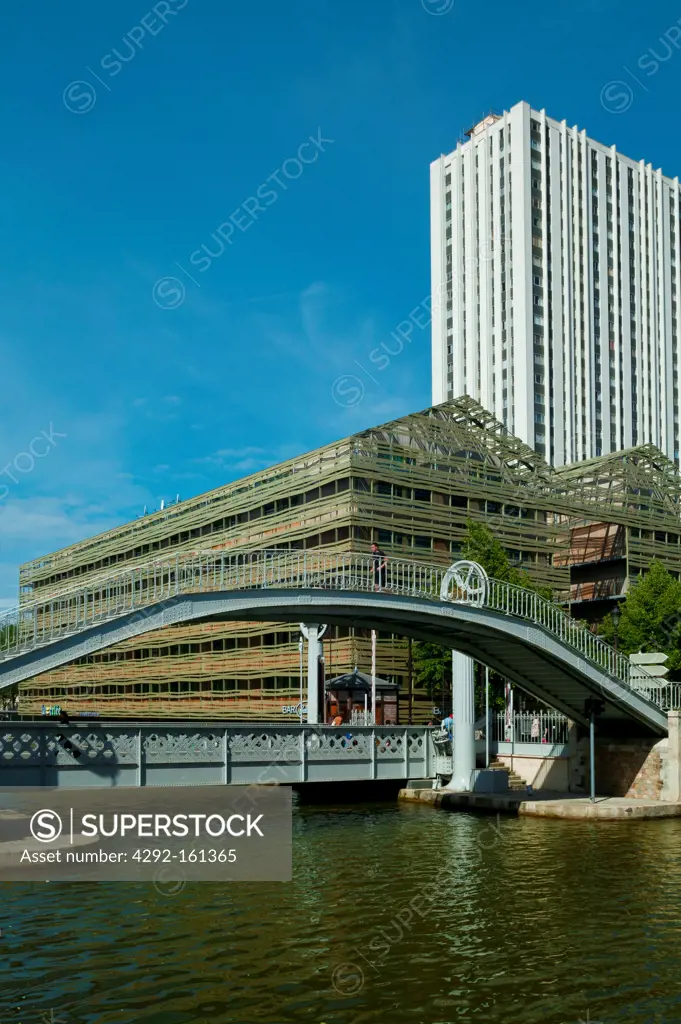 The Youth Hostel And Vertical Lift Bridge Of Flandre, Rue De Crimee, Paris, France