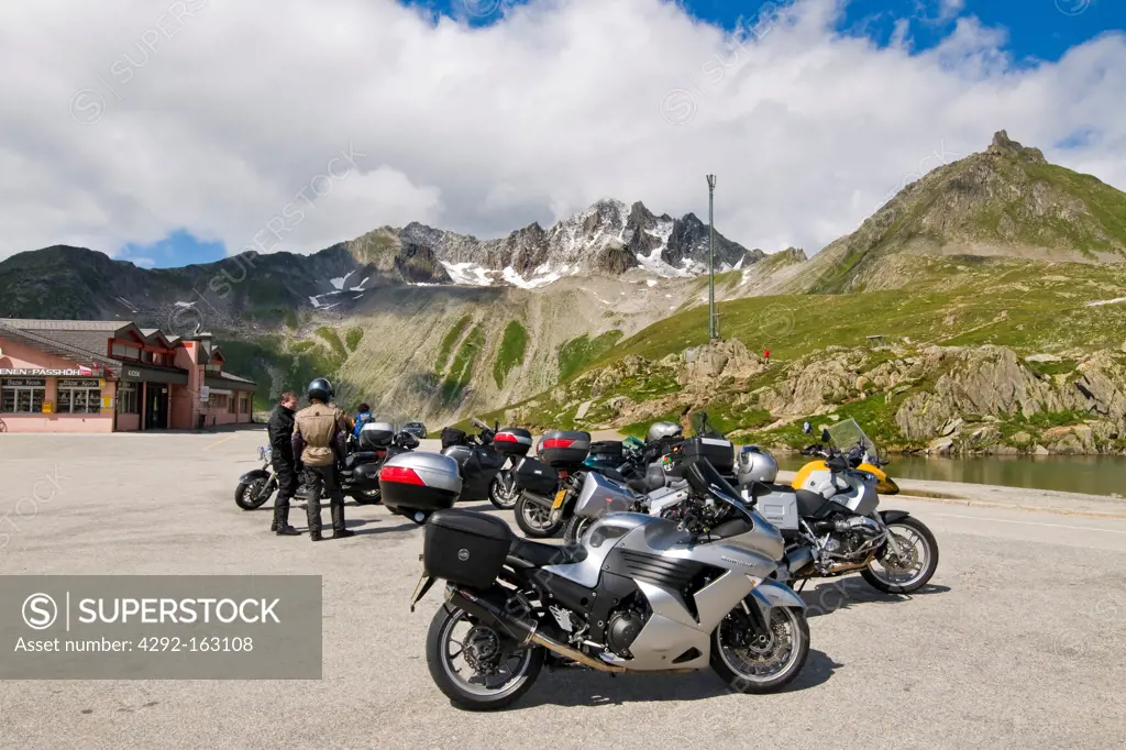 Bikers, Nufenen pass, Canton Valais, Switzerland