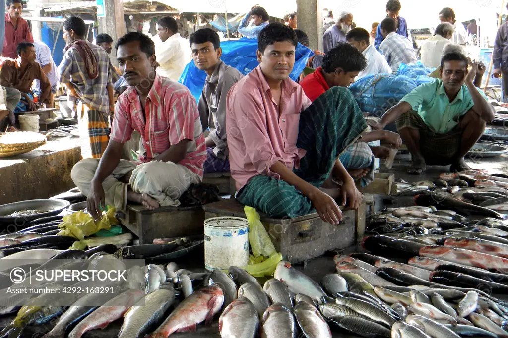 Fish market, Dhaka, Bangladesh