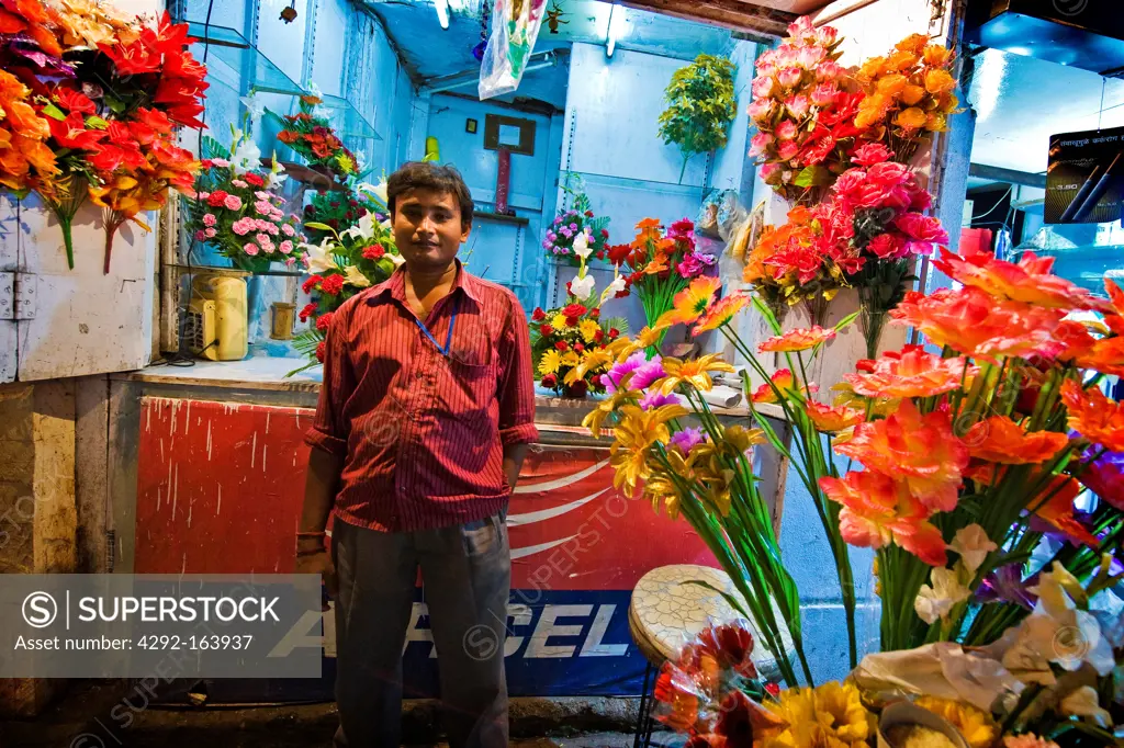 Flowers seller, Mumbai, India