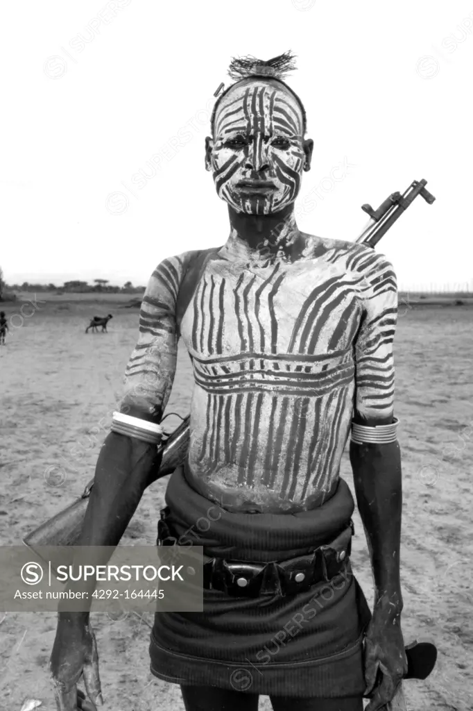 ethiopia, omo valley, karo tribe