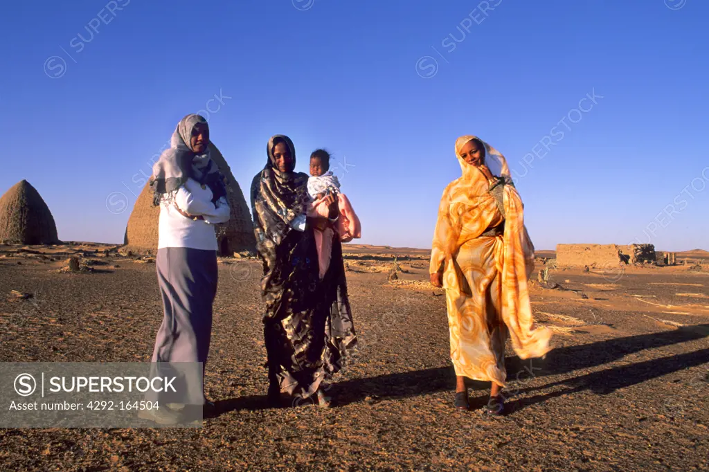 Sudan, Nubia, Old Dongola, woman, portrait