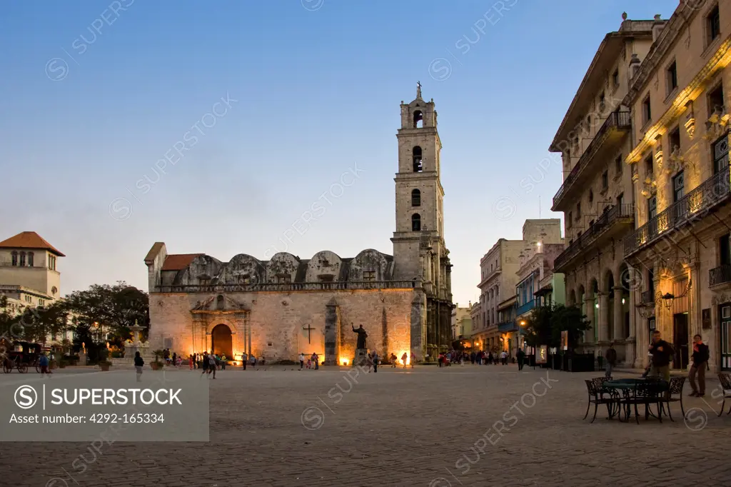 Cuba, Havana, plaza de san francisco de asis, basilica menor de san francisco de asis