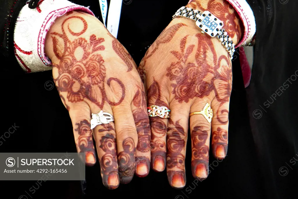 Oman, Nizwa, hands with henna