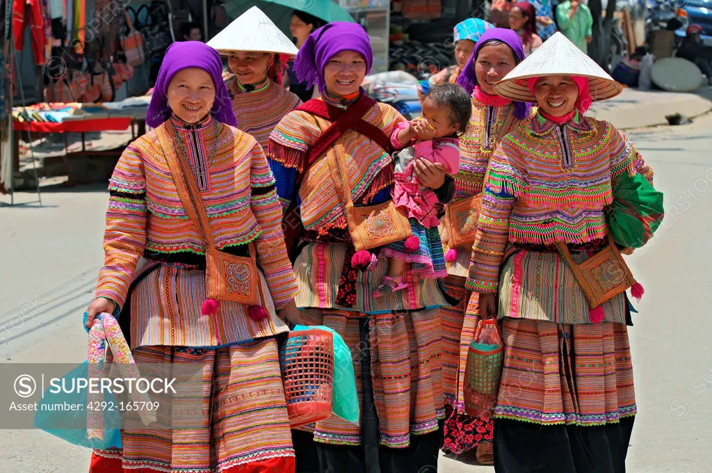 Vietnam, Bac Ha, Flower Hmong Woman, Bac Ha Market