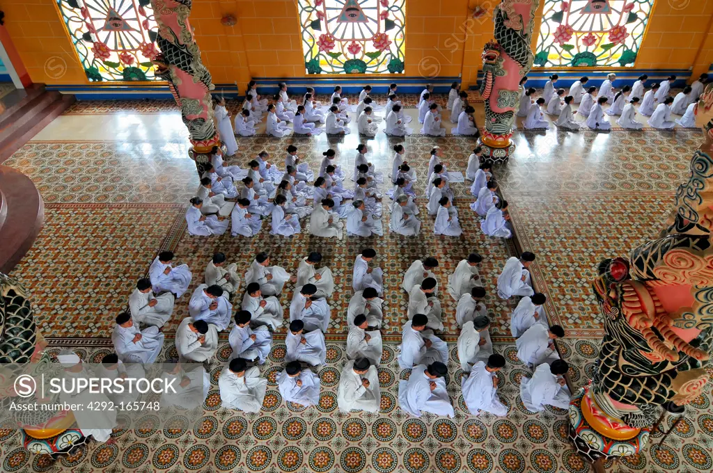 Vietnam, Cantho Prov, Mekong Delta, , Noontime Prayer and Ceremony at Cao Dai Temple