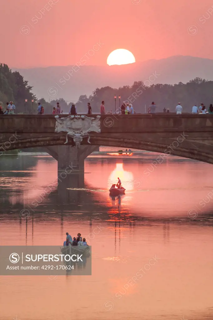 Italy, Tuscany, Florence, Arno river, sunset.