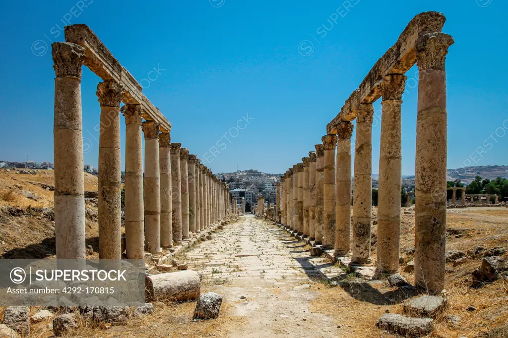 Jordan, Middle East, Jerash, Colonnade