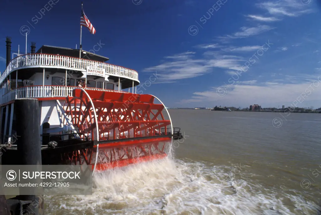 USA, Louisiana, New Orleans, typical paddle steamer