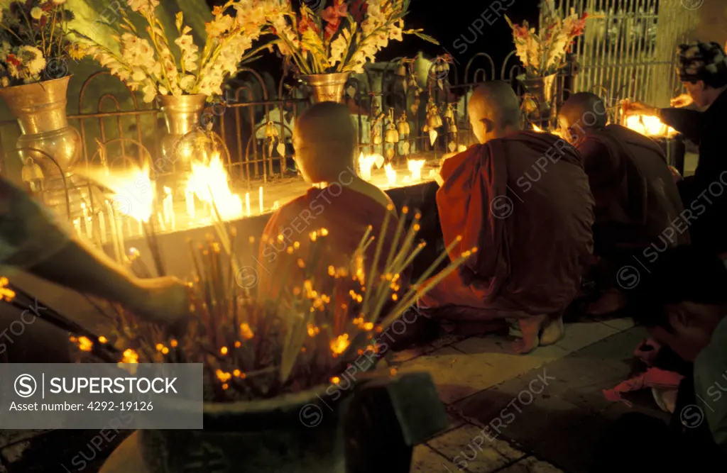 Burma, Myanmar, Kyaikto, Kyaik-tiyo Pagoda (The Golden Rock), monks praying