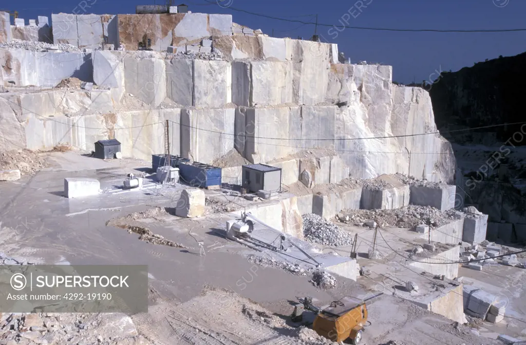 Italy, Tuscany, Apuan Alps, quarry of Carrara marble