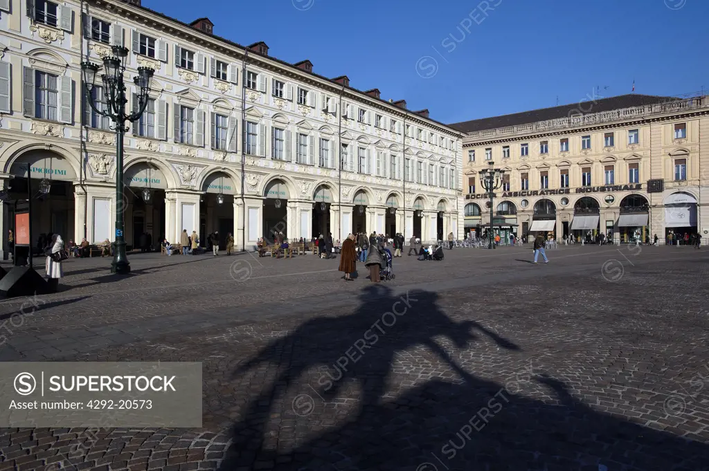 Italy, Piedmont, Turin, Piazza San Carlo, Emanuele Filiberto Statute, Shadow.