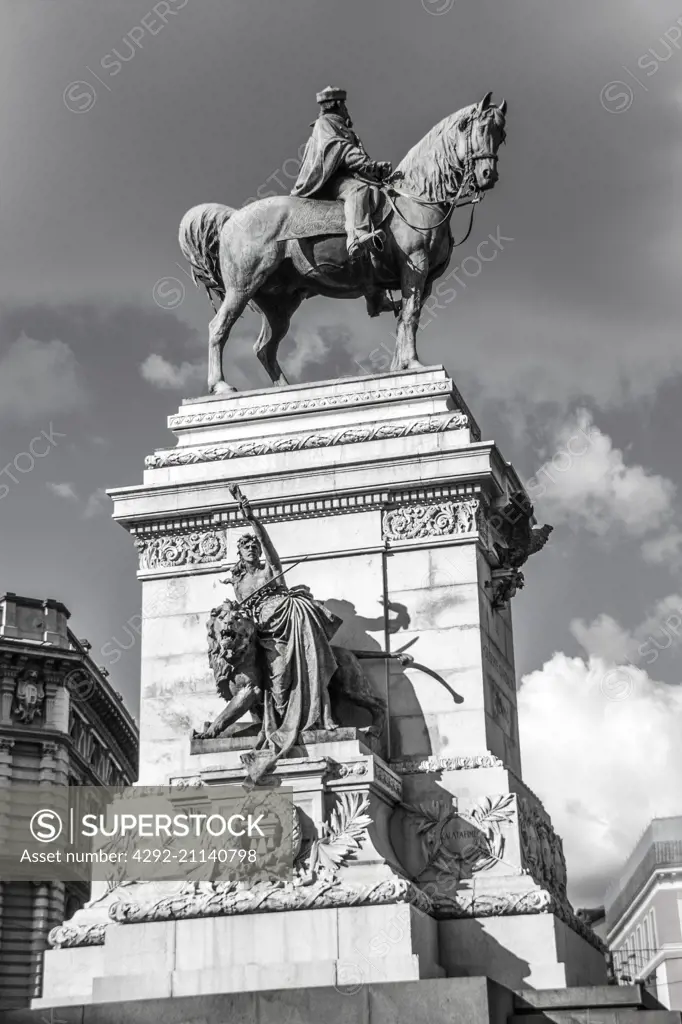 Italy, Lombardy, Milan, Giuseppe Garibaldi Monument in Largo Cairoli