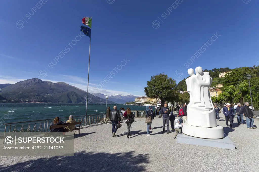 Italy, Lombardy, Como lake, Bellagio, sculpture on the promenade