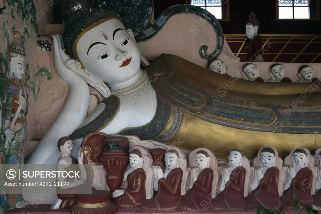 Myanmar, Burma, Shan state, Inle lake, Thar Khaung Buddhist Pagoda, Reclining Buddha