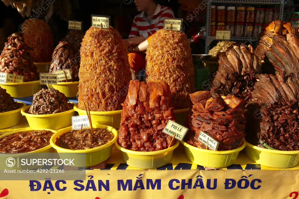 Vietnam, Mekong Delta Region, Chau Doc area, Sam Mountain Market