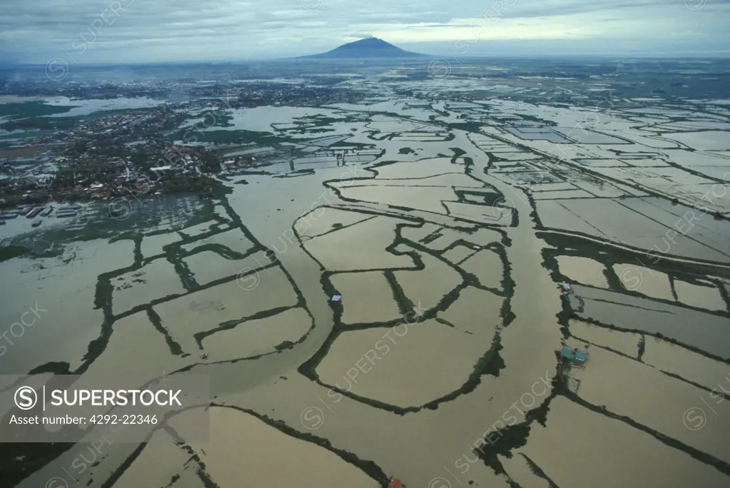 Philippines, Luzon island. The Lahar aerea of San Fernando flooded