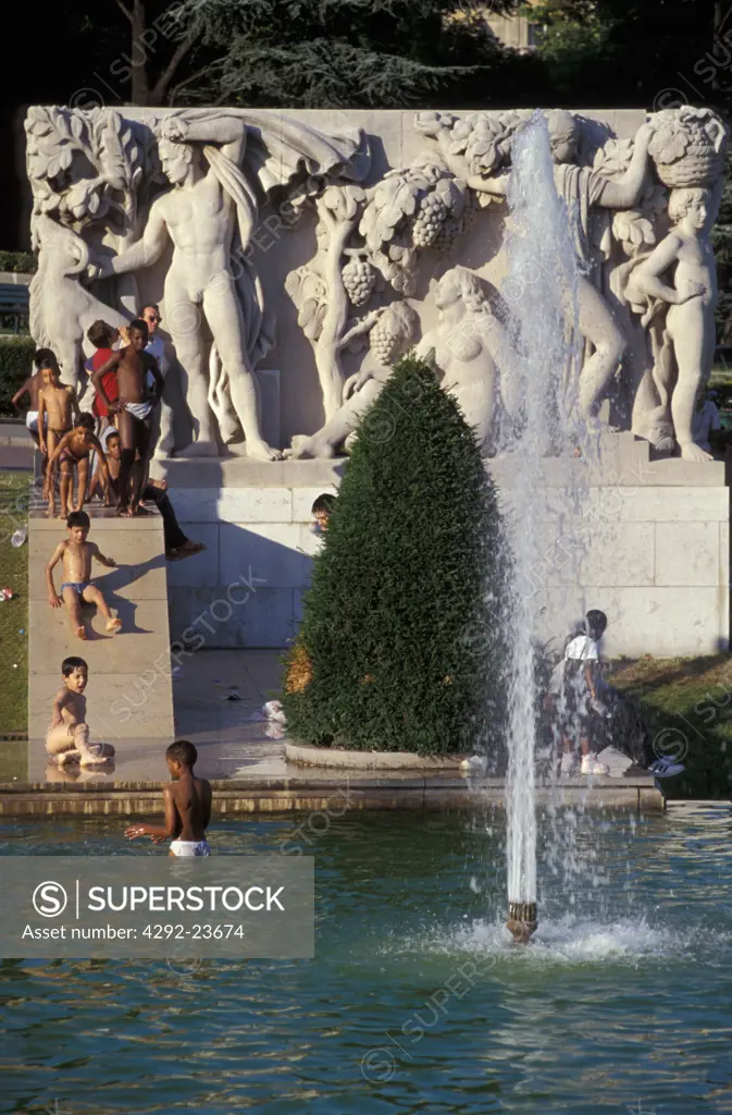 Paris, France, Trocadero Fountain