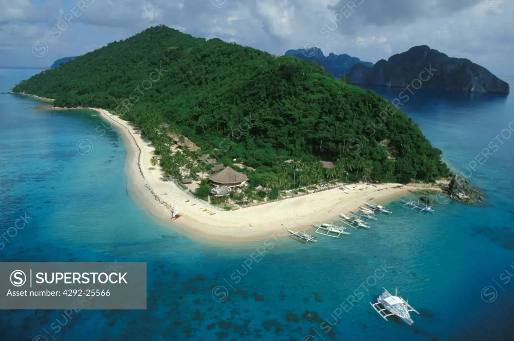 Philippines, Palawan island. Pangulasian island and resort