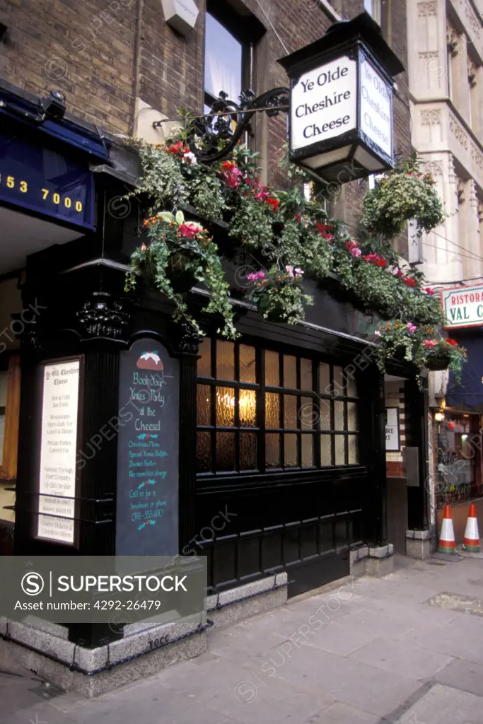 The Chesire cheese tavern & pub, Fleet strett, oldest pub in town, London, England, UK