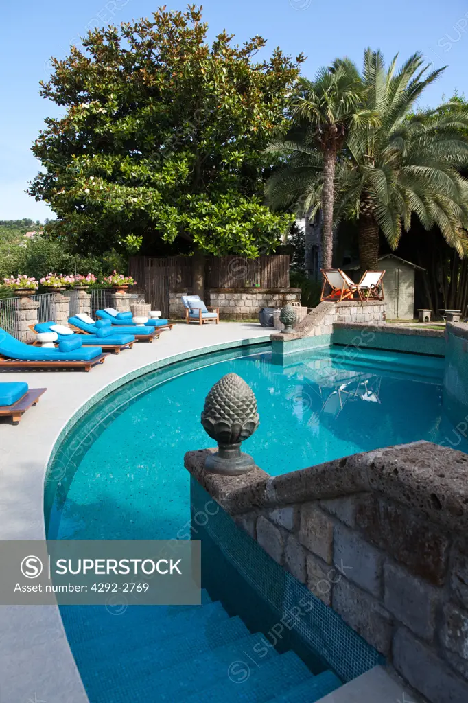 Italy, Sorrentina Peninsula, Sant Agata Sui Due Golfi, the Restaurant and Hotel Don Alfonso, the Swiming Pool