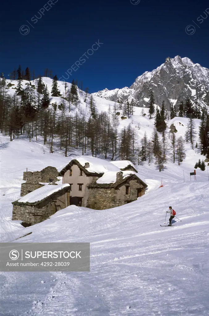 Italy, Valle D'Aosta, Courmayeur