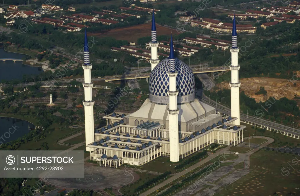 Malaysia,Kuala Lumpur, the Shah Alam mosque, from the air