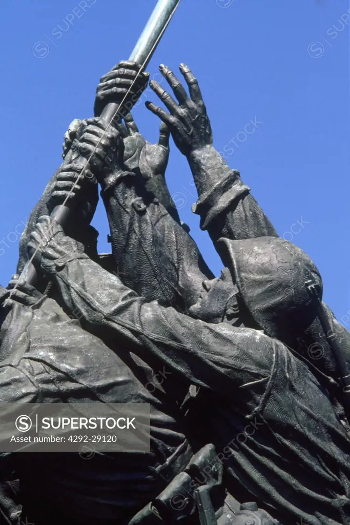 USA, Virginia, Arlington. Iwo Jima Statue US Marine Corps War Memorial Bronze sculpture by Felix DeWeldon near Arlington National Cemetary